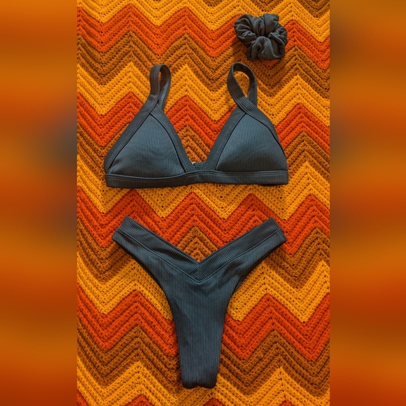 OneOne Bikini - Picture 1 of 12